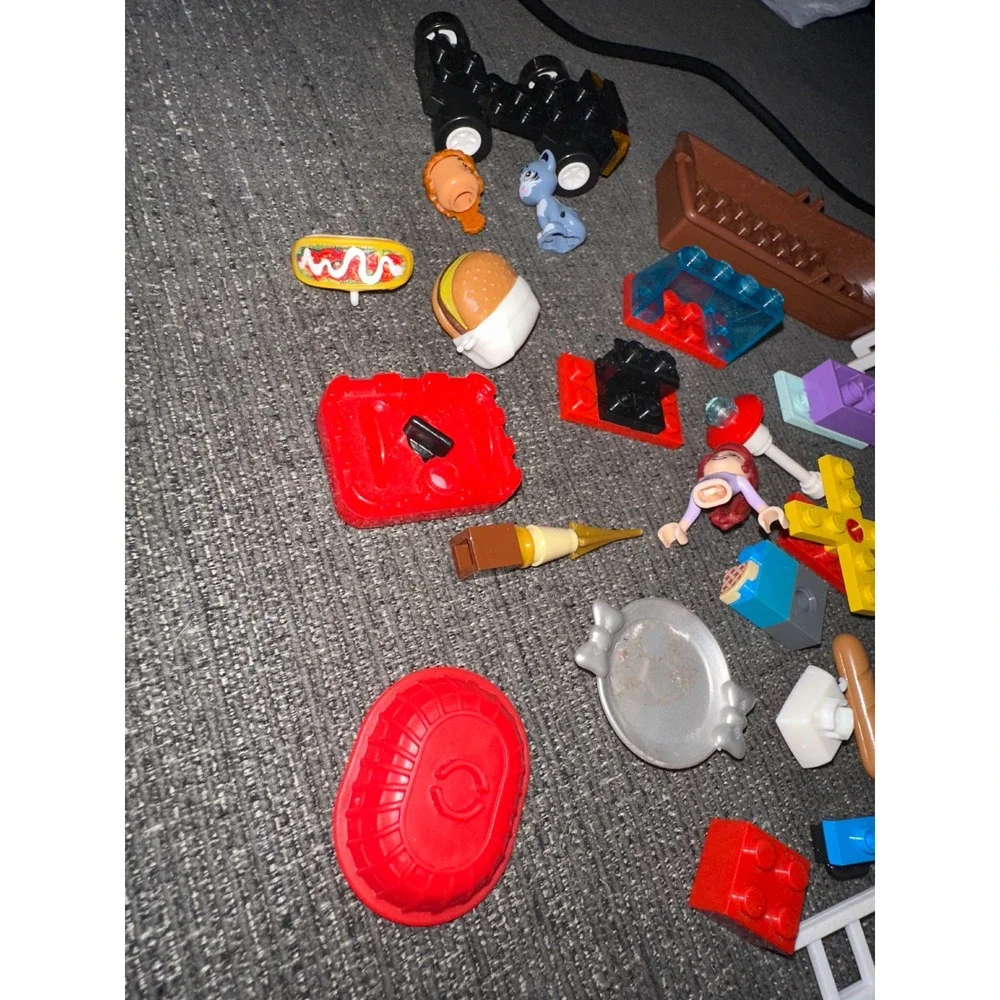 LEGO Friends Mixed Lot Mini-doll Boat Food Accessories Bricks‎ and Wheels Pieces
